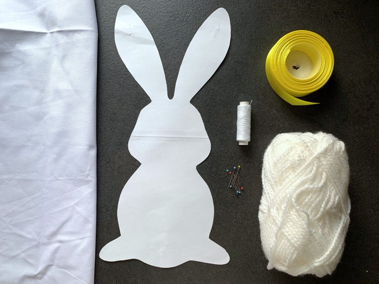 Jak Się Rysuje Zająca Wielkanocnego Wielkanocny zajączek DIY – wykrój do pobrania | Zaprogramowana Mama